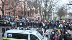 Mehr als 1000 Menschen demonstrieren in Gera gegen Flüchtlingsheim
