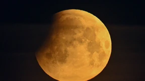 Partielle Mondfinsternis am Wochenende