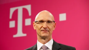 Telekom-Chef für bedingungsloses Grundeinkommen