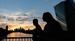 So wenig profitieren Sparer von der Zinswende