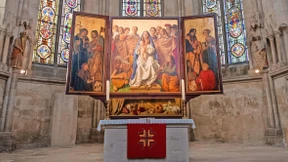 Petrus mit Baseballkappe