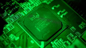 Bundesregierung sichert Computer gegen Chip-Lücke