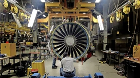 Nicht zertifizierte Triebwerksteile – beschuldigt wird ein britisches Unternehmen