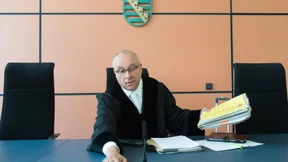 Ehemaliger AfD-Bundestagsabgeordneter will wieder Richter sein