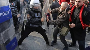 Erdoğan zieht die Schlinge zu