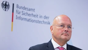 Bundesinnenministerin Faeser beruft BSI-Chef Schönbohm ab