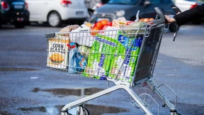 Geringere Mehrwertsteuer und Energiepreise sorgen für negative Inflation