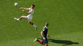 Lahm rechts – und doch im Zentrum