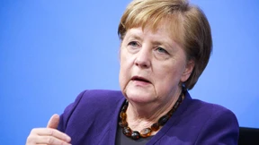 Merkel: Hilfen des Staates werden weniger