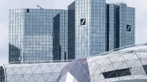 Deutsche-Bank-Aktie deutlich im Minus – Scholz: Kein Anlass zur Sorge