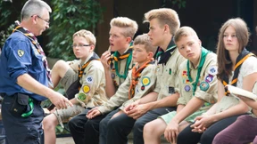 Räucherritual statt Fahnenappell