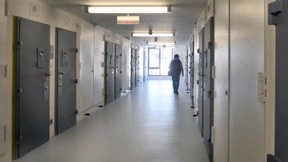 Personalmangel gefährde Sicherheit in Gefängnissen