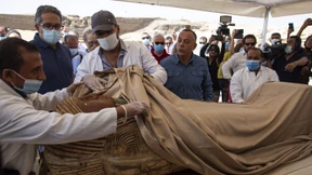 Dutzende altägyptische Sarkophage gefunden