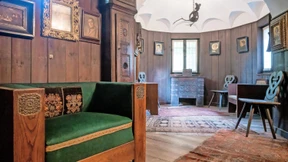 Ein Märchenhaus voller verborgener Schätze