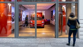 Tesla wegen Irreführung abgemahnt