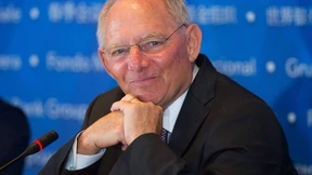 Schäuble hält Niedrigzinsen für schädlich