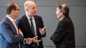 Regierungsstabilität zeigen