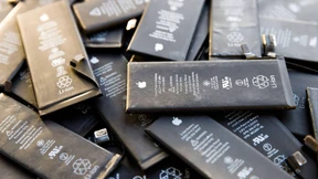 Was Handy-Akkus mit Wasserknappheit zu tun haben