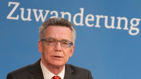 De Maizière fordert nationales Bündnis für Einwanderung