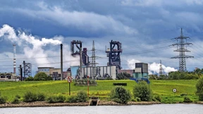 Die Stahlindustrie wird umgebaut – mit ausländischem Stahl