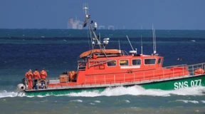 Migranten-Boot kentert im Ärmelkanal