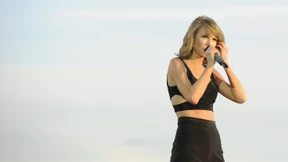 Sind bauchfreie Tops süß?