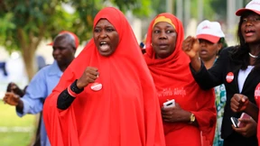 Mehr als 60 Frauen gelingt die Flucht