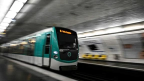 Messerattacke in Pariser Métro mit drei Verletzten