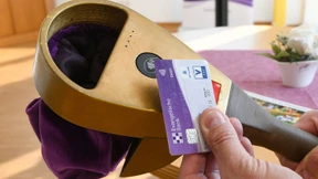 Nun muss sogar der Klingelbeutel digital werden