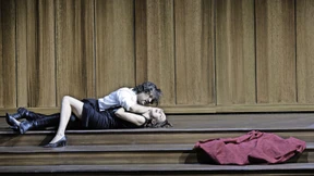 Ungesättigt, flackernd, zehrend