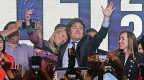 Dollar statt Peso? Was der libertäre Javier Milei den Argentiniern verspricht