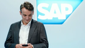 SAP kommt besser durchs Quartal als gedacht