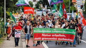 Symbolischer Protest für den Bannwald