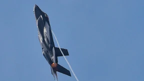 Ein Kampfjet weckt Begierden