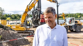 Habeck: Bieterrekord für neue Windräder an Land