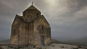 Appelle an finstere Energien