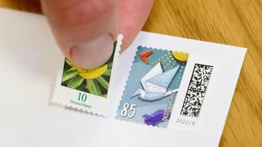 Postkarte so teuer wie Brief