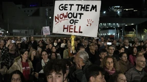 Tausende Demonstranten fordern Geisel-Freilassung