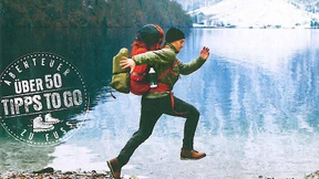 Das Kuscheln mit der Zeitschrift