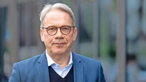 Sein Ministerium prüft Sesselmanns Verfassungstreue