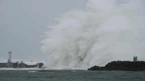Japan im Auge eines heftigen Taifuns
