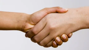 Imam verweigert Lehrerin den Händedruck