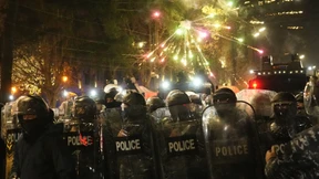 Tausende demonstrieren abermals gegen russlandfreundliche Regierung