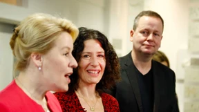 Rot-grün-roter Koalitionsvertrag für Berlin steht