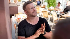 Hunde würden Bücher kaufen