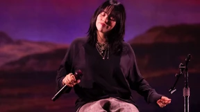Billie Eilish spielt Akustik-Konzert in Bonn