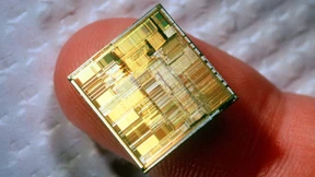 Die Elektronik erobert die dritte Dimension