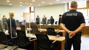 Angeklagte im Prozess um Tötung von Heimbewohnern schildert Details zur Tat