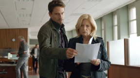 Wieso soll die Kommissarin eine Mörderin sein?