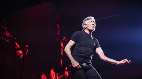 Ohne Ledermantel, aber mit Schweineballon